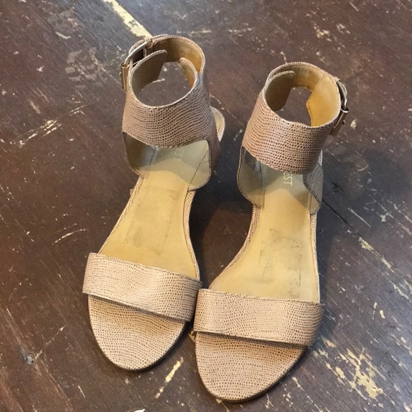 Nine West sandals - Picture 1 of 9